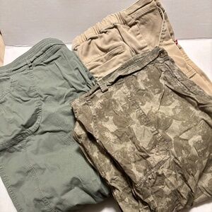 Plus size 24 3 pairs Capris